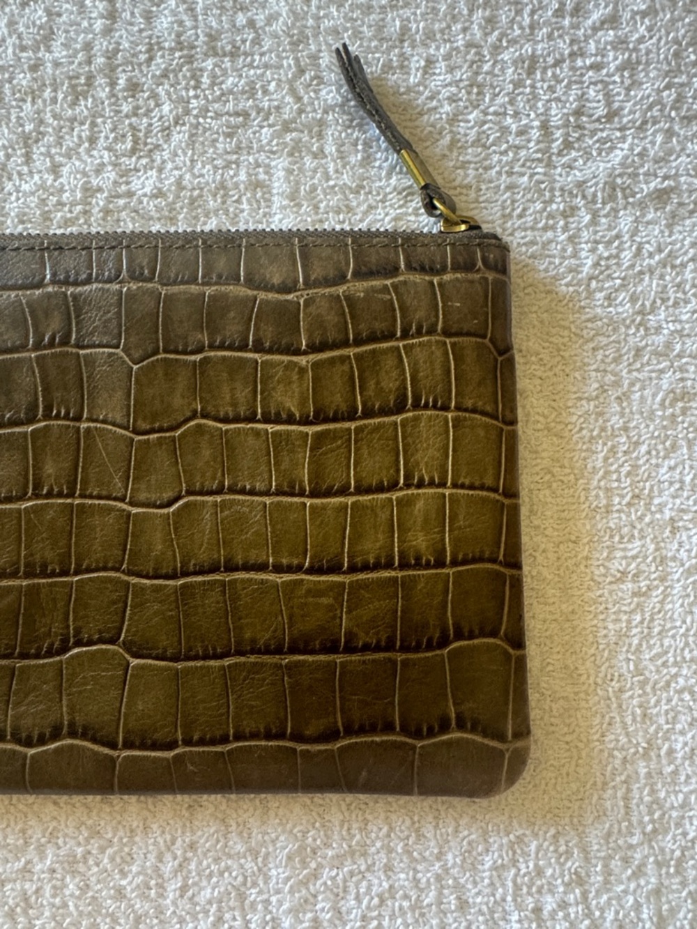 Madewell Croc Embossed Zip Pouch Wallet in Olive Green - Picture 3 of 12